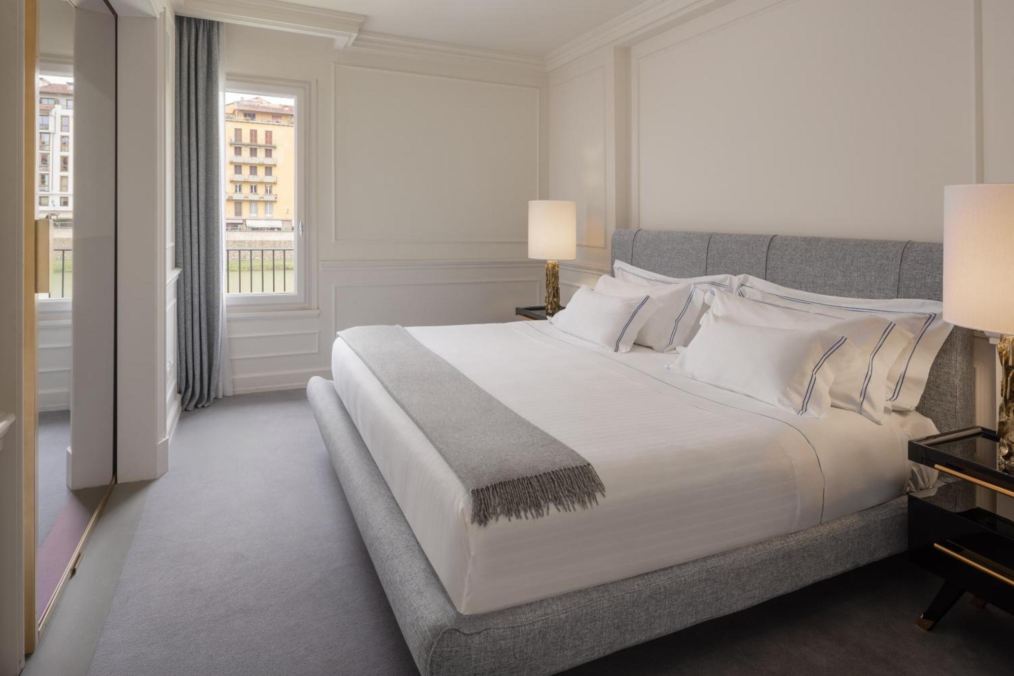 Lungarno Luxury Apartments - By Lungarno Collection Флоренция Екстериор снимка